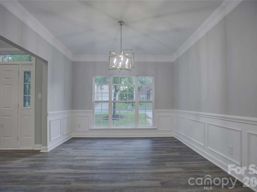 520 Grantham Lane, Charlotte, NC 28262.  MLS# CAR4389594, YatesRealty ID 28230. 
