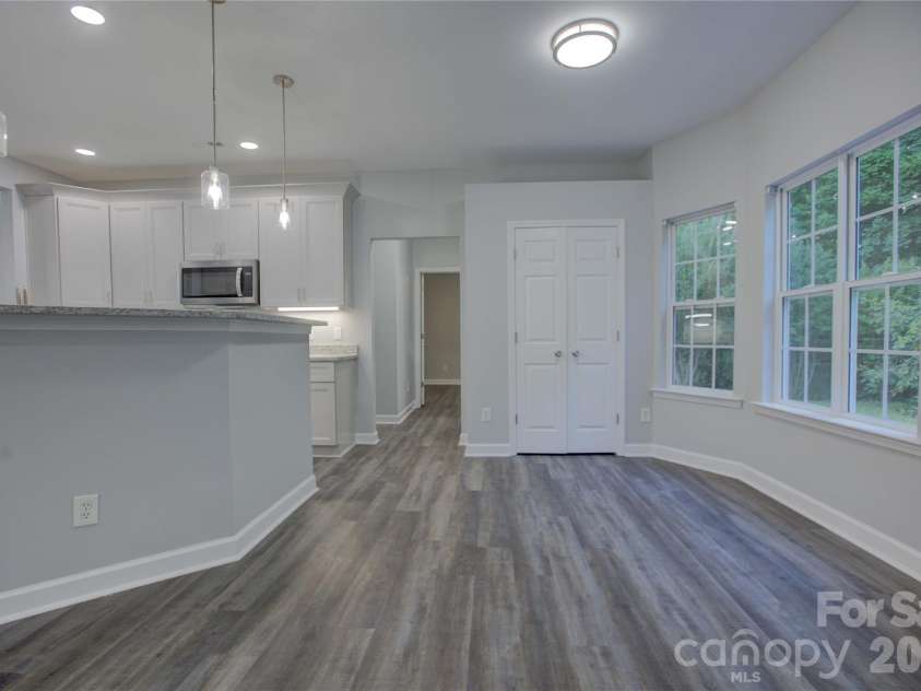 520 Grantham Lane, Charlotte, NC 28262.  MLS# CAR4389594, YatesRealty ID 28230. 