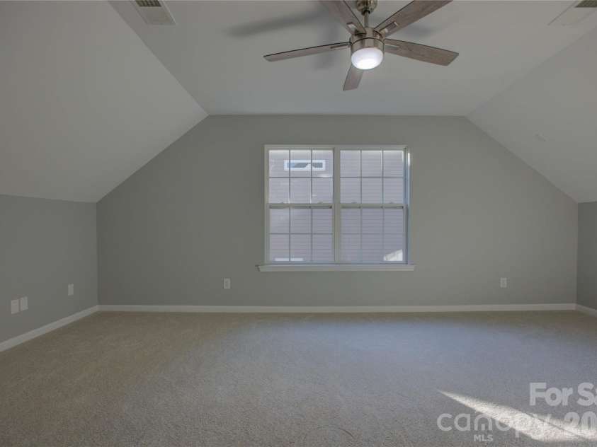 520 Grantham Lane, Charlotte, NC 28262.  MLS# CAR4389594, YatesRealty ID 28230. 