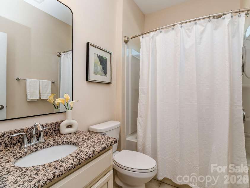 11027 Wrigley Mansion Drive, Charlotte, NC 28273.  MLS# CAR4389848, YatesRealty ID 28231. 