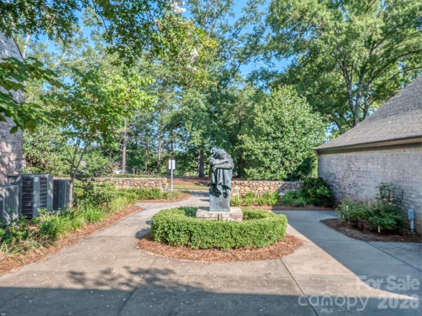 11027 Wrigley Mansion Drive, Charlotte, NC 28273.  MLS# CAR4389848, YatesRealty ID 28231. 