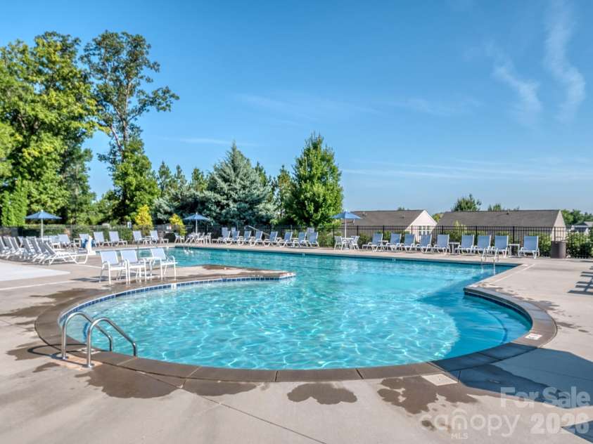 11027 Wrigley Mansion Drive, Charlotte, NC 28273.  MLS# CAR4389848, YatesRealty ID 28231. 