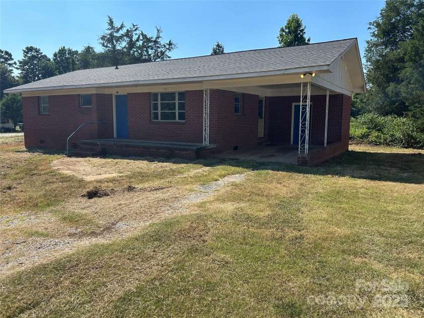 1085 Bridges Road, Blacksburg, SC 29702.  MLS# CAR4283395, YatesRealty ID 28233. 