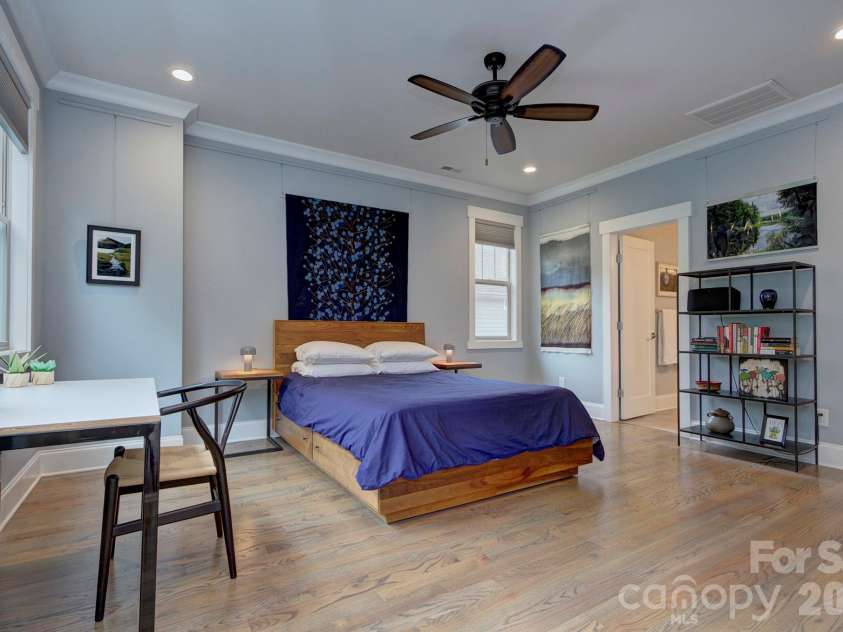 2109 Lanier Avenue, Charlotte, NC 28205.  MLS# CAR4389130, YatesRealty ID 28233. Primary Oasis!