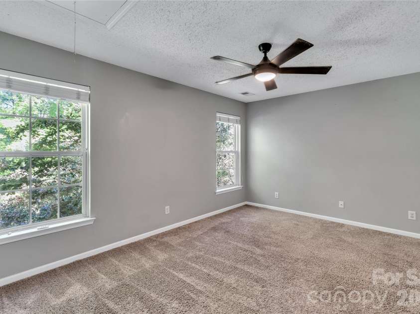 9423 Willow Tree Lane, Charlotte, NC 28277.  MLS# CAR4399596, YatesRealty ID 28234. 