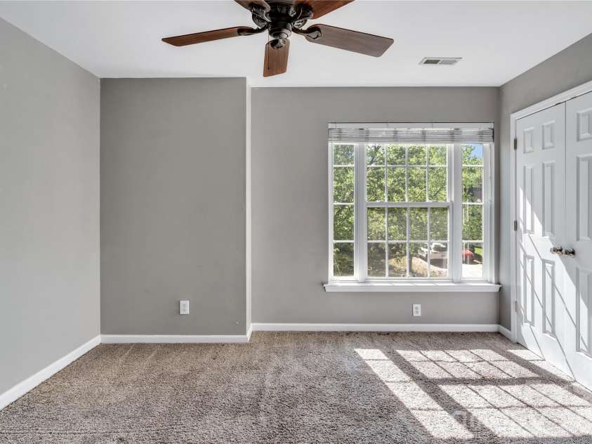 9423 Willow Tree Lane, Charlotte, NC 28277.  MLS# CAR4399596, YatesRealty ID 28234. 
