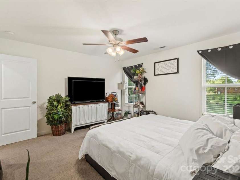 1526 Shepard Street, Kannapolis, NC 28083.  MLS# CAR4285196, YatesRealty ID 28235. 