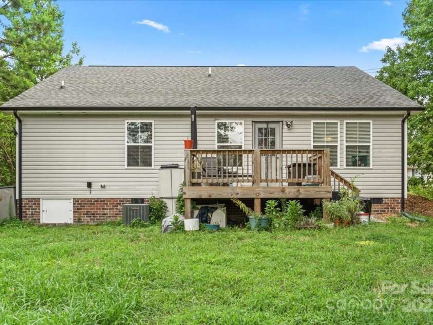 1526 Shepard Street, Kannapolis, NC 28083.  MLS# CAR4285196, YatesRealty ID 28235. 