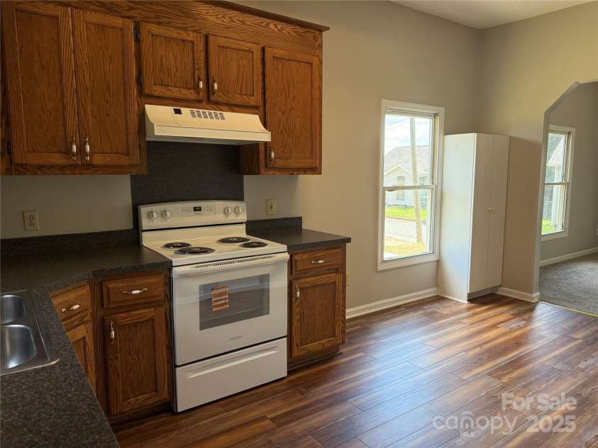 107 Ervin Street, Belmont, NC 28012.  MLS# CAR4285506, YatesRealty ID 28236. 