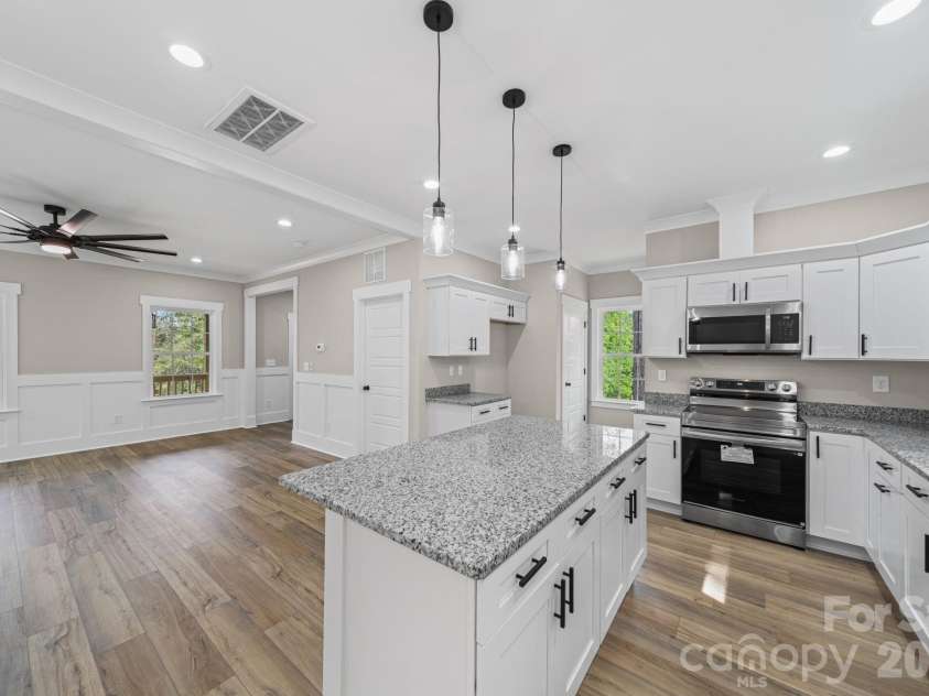 123 Tallassee Lane, New London, NC 28127.  MLS# CAR4351594, YatesRealty ID 28236. 