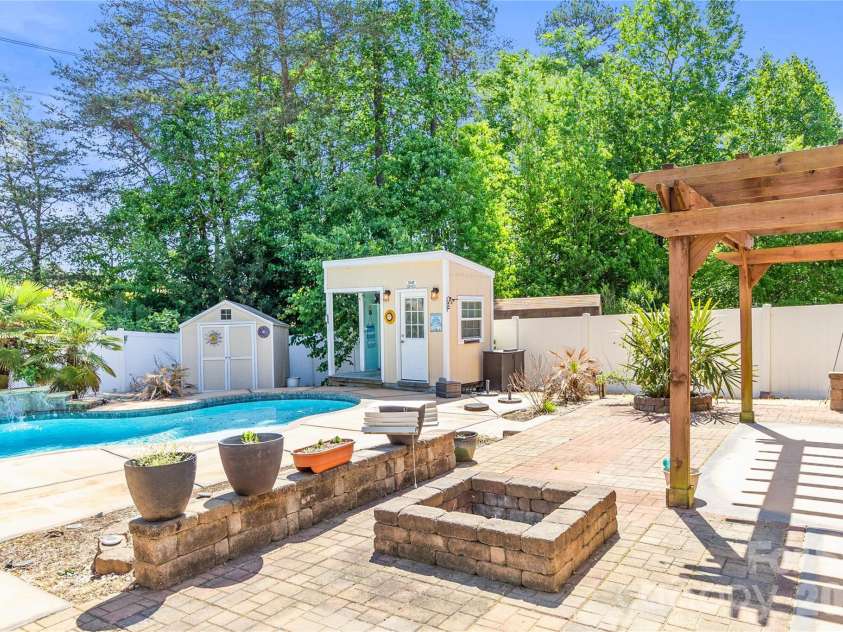 1758 Newland Road, Denver, NC 28037.  MLS# CAR4319388, YatesRealty ID 28238. 