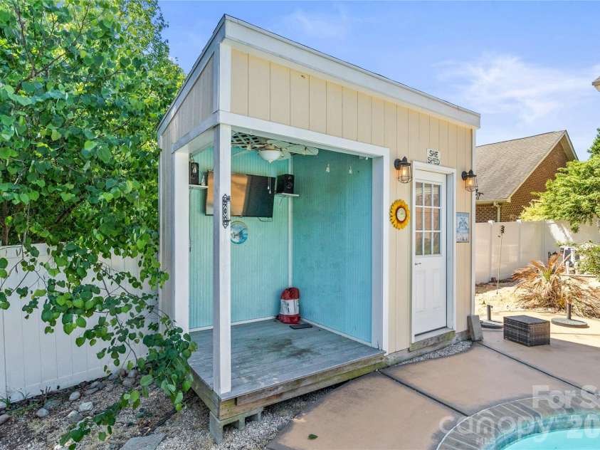 1758 Newland Road, Denver, NC 28037.  MLS# CAR4319388, YatesRealty ID 28238. 