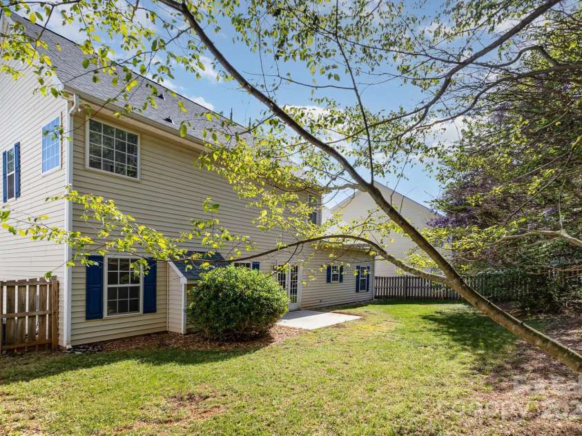 10429 Madison Park Drive, Charlotte, NC 28269.  MLS# CAR4241985, YatesRealty ID 2824. 