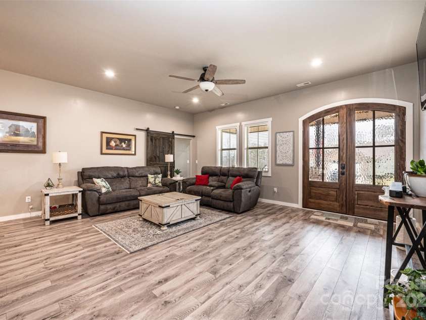 1208 Winter Place, Lenoir, NC 28645.  MLS# CAR4216375, YatesRealty ID 2824. 