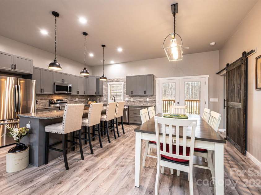 1208 Winter Place, Lenoir, NC 28645.  MLS# CAR4216375, YatesRealty ID 2824. 