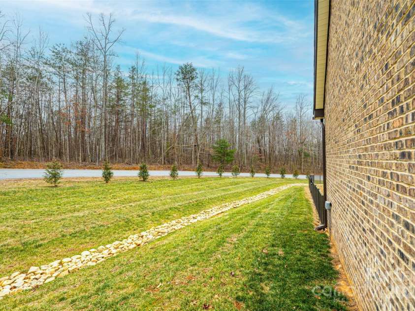 1208 Winter Place, Lenoir, NC 28645.  MLS# CAR4216375, YatesRealty ID 2824. 