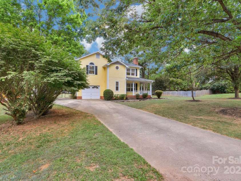 3619 Baywoods Court, Gastonia, NC 28056.  MLS# CAR4282242, YatesRealty ID 28240. 