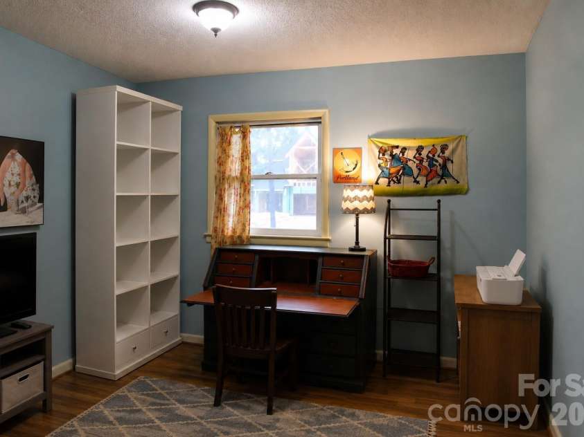 1122 Zion Court, Charlotte, NC 28209.  MLS# CAR4383577, YatesRealty ID 28241. Bedroom 3/office