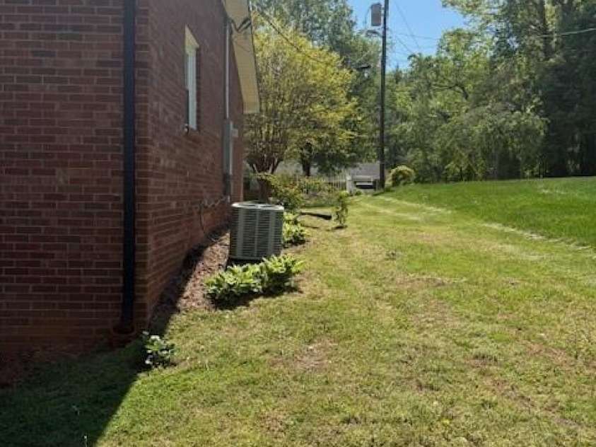 1126 Cannon Drive, Lenoir, NC 28645.  MLS# CAR4373262, YatesRealty ID 28242. 