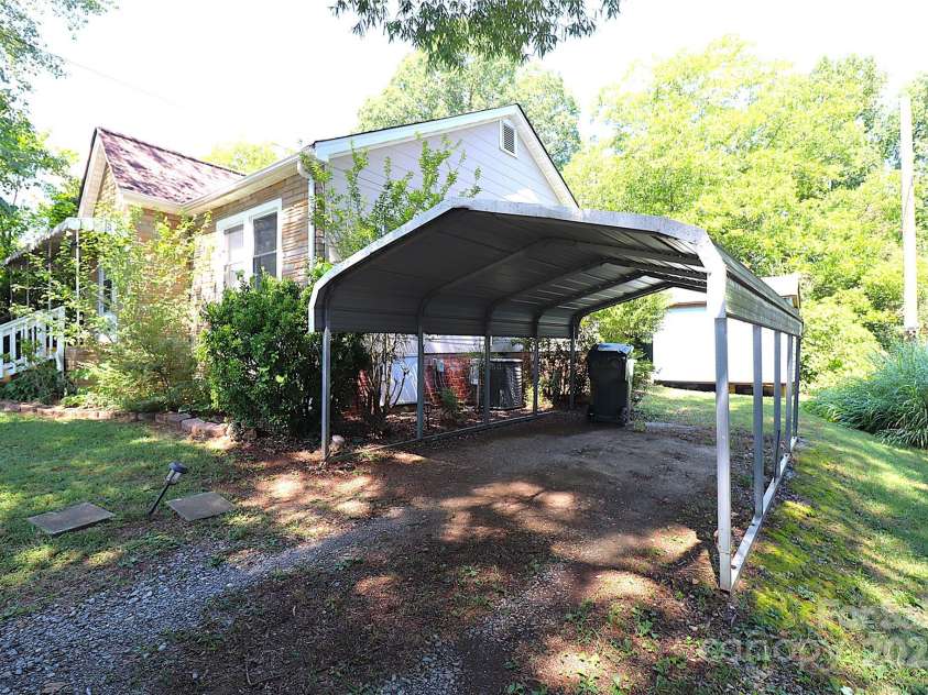 410 Cansler Street, Kings Mountain, NC 28086.  MLS# CAR4285539, YatesRealty ID 28242. Carport