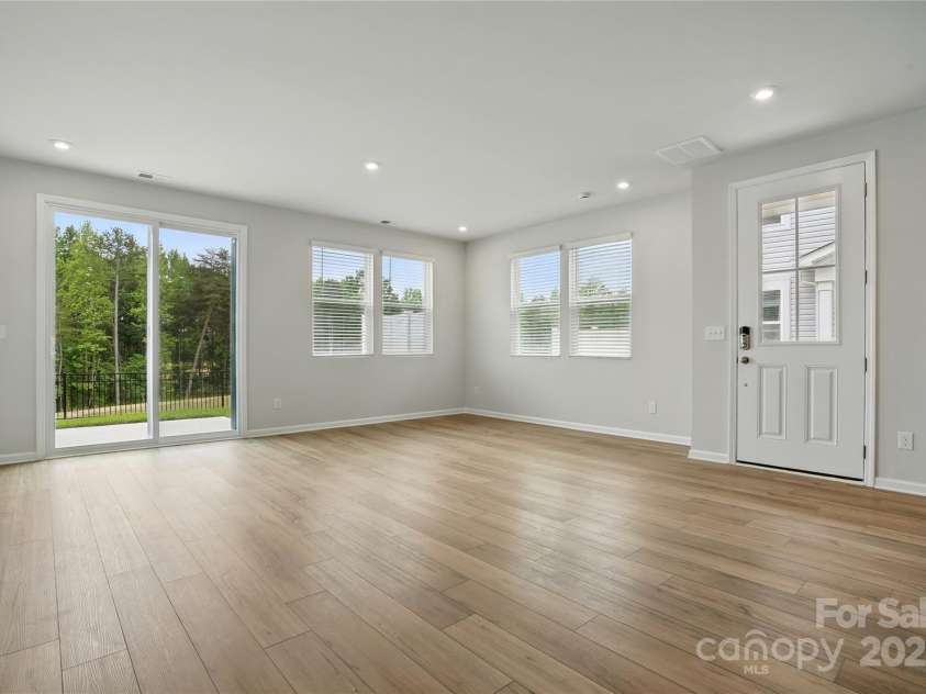 2027 Vinyasa Lane, Charlotte, NC 28215.  MLS# CAR4285784, YatesRealty ID 28243. 