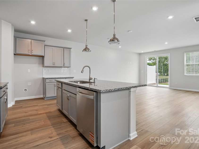 2027 Vinyasa Lane, Charlotte, NC 28215.  MLS# CAR4285784, YatesRealty ID 28243. 