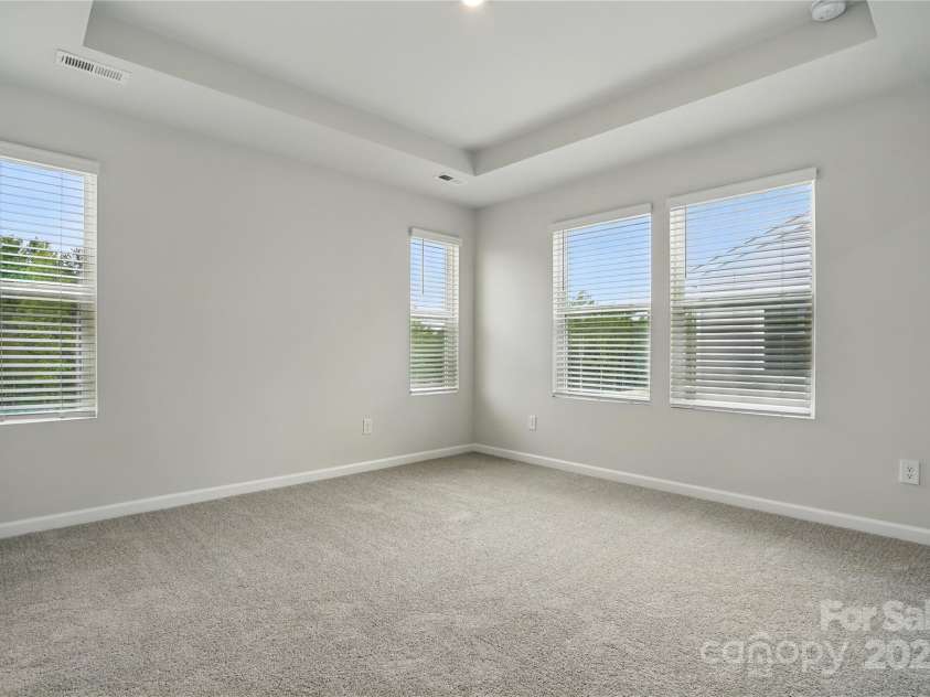 2027 Vinyasa Lane, Charlotte, NC 28215.  MLS# CAR4285784, YatesRealty ID 28243. 