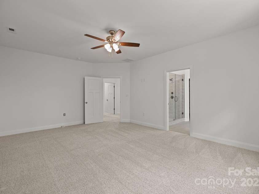 8713 providence Road, Waxhaw, NC 28173.  MLS# CAR4285371, YatesRealty ID 28244. 