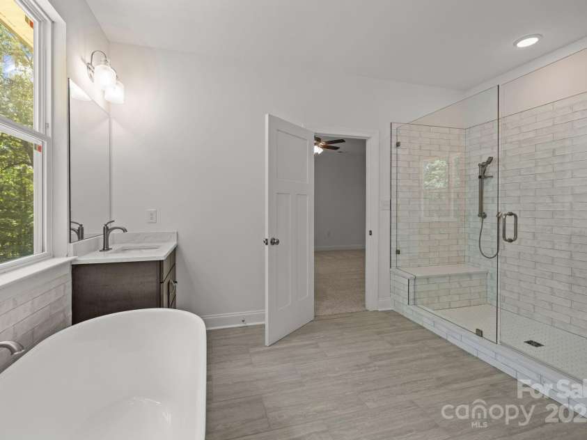 8713 providence Road, Waxhaw, NC 28173.  MLS# CAR4285371, YatesRealty ID 28244. 