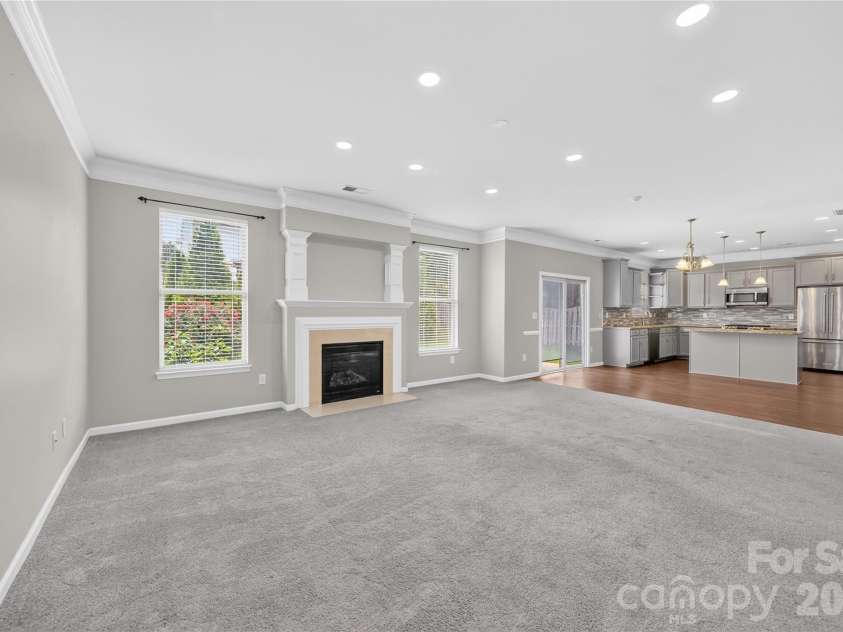7041 Carnwarth Lane, Fort Mill, SC 29707.  MLS# CAR4369861, YatesRealty ID 28245. 