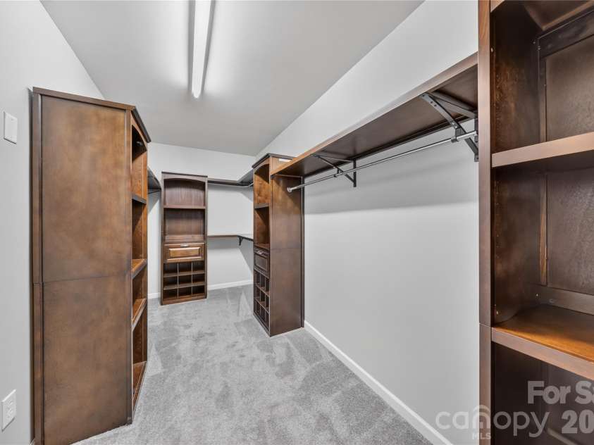 7041 Carnwarth Lane, Fort Mill, SC 29707.  MLS# CAR4369861, YatesRealty ID 28245. 
