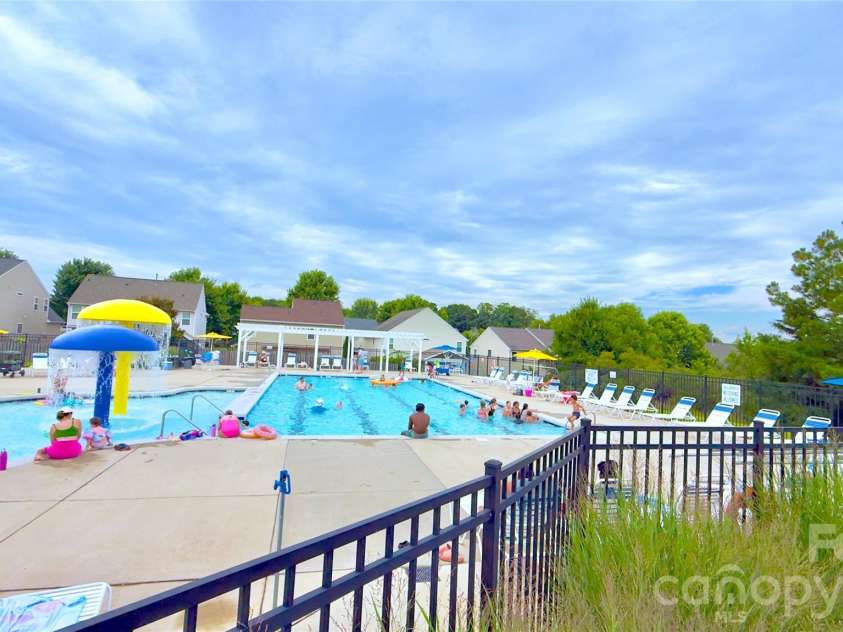 7041 Carnwarth Lane, Fort Mill, SC 29707.  MLS# CAR4369861, YatesRealty ID 28245. 