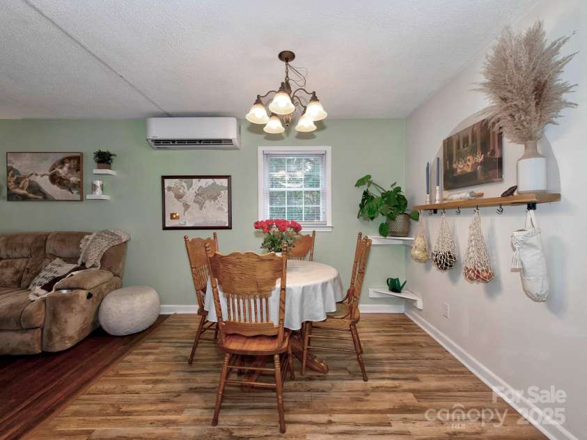 432 Lake Shore Drive, Fort Mill, SC 29715.  MLS# CAR4285708, YatesRealty ID 28246. 