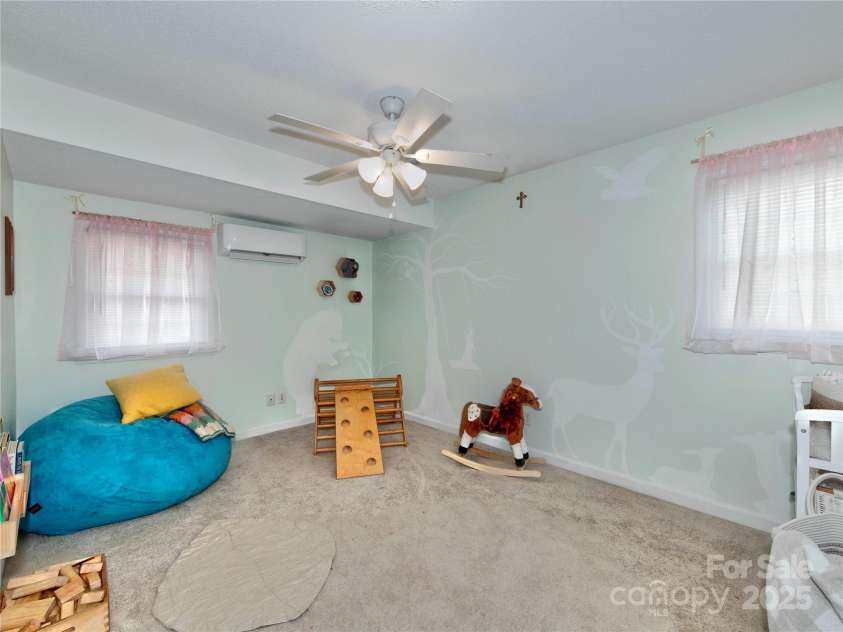 432 Lake Shore Drive, Fort Mill, SC 29715.  MLS# CAR4285708, YatesRealty ID 28246. 