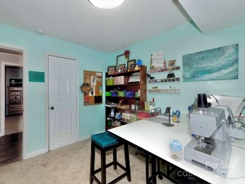 432 Lake Shore Drive, Fort Mill, SC 29715.  MLS# CAR4285708, YatesRealty ID 28246. 