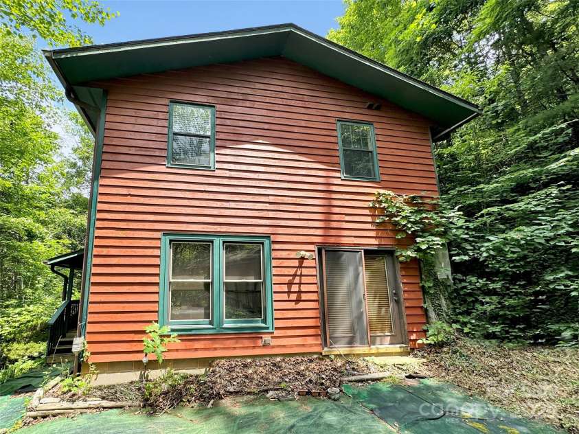 57 Copperhead Cove, Sylva, NC 28779.  MLS# CAR4273722, YatesRealty ID 28247. 