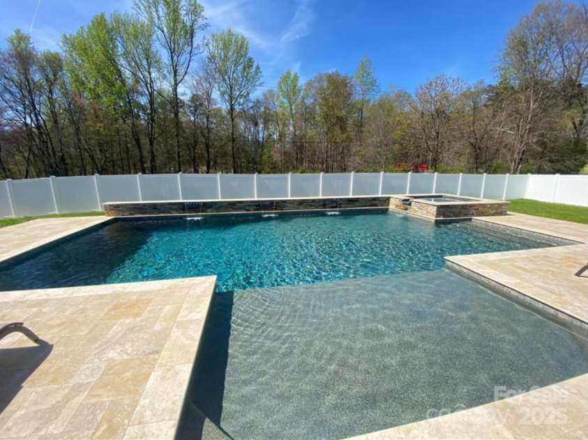 3005 Monterrey Lane, Monroe, NC 28110.  MLS# CAR4319230, YatesRealty ID 28248. 