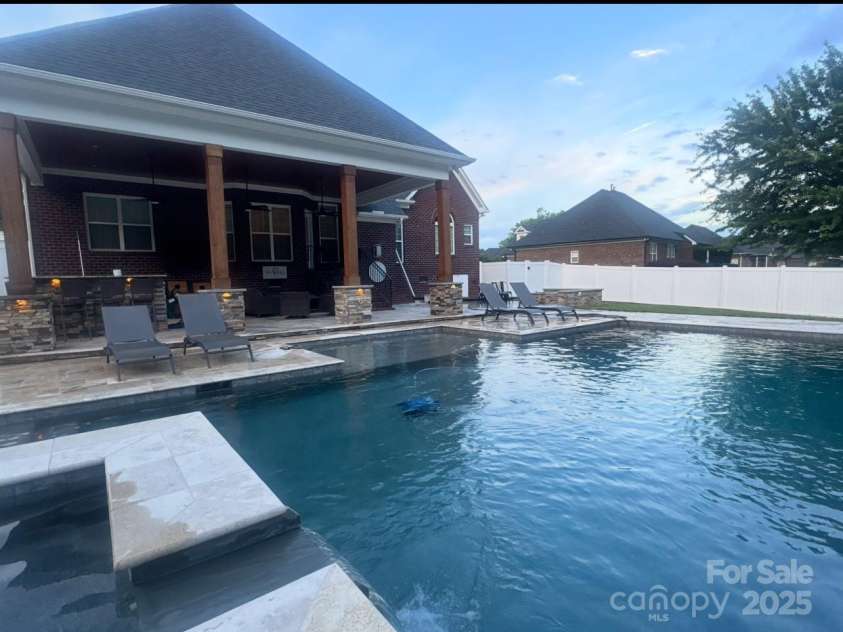 3005 Monterrey Lane, Monroe, NC 28110.  MLS# CAR4319230, YatesRealty ID 28248. 