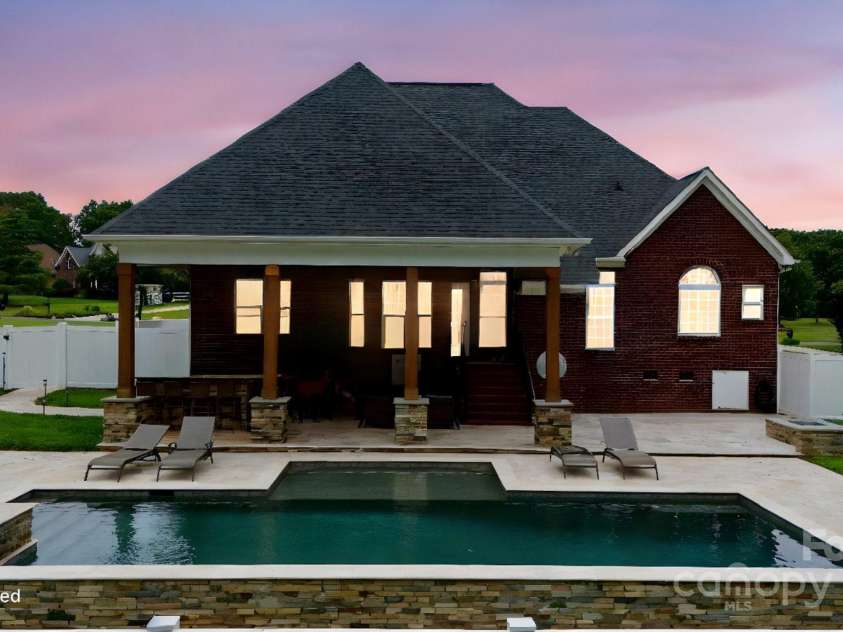 3005 Monterrey Lane, Monroe, NC 28110.  MLS# CAR4319230, YatesRealty ID 28248. 