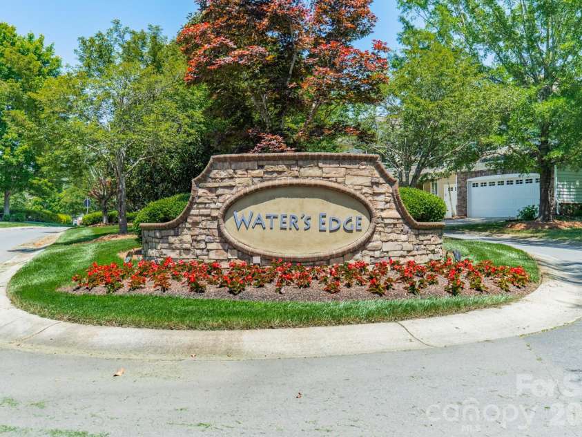 464 Spring Gardens Drive, Belmont, NC 28012.  MLS# CAR4385090, YatesRealty ID 28248. 