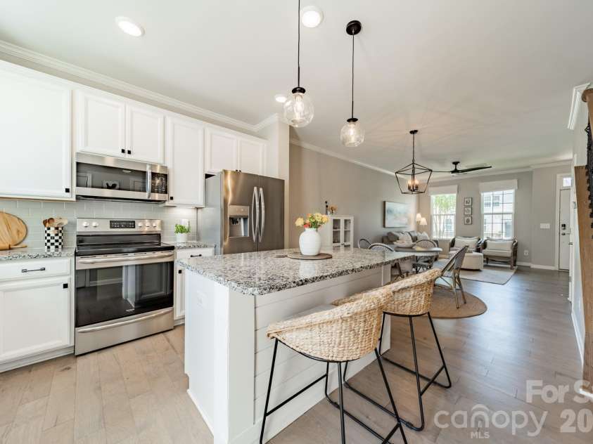 464 Spring Gardens Drive, Belmont, NC 28012.  MLS# CAR4385090, YatesRealty ID 28248. 