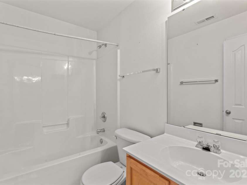 13306 Flowing Brook Court, Charlotte, NC 28273.  MLS# CAR4284045, YatesRealty ID 28249. 