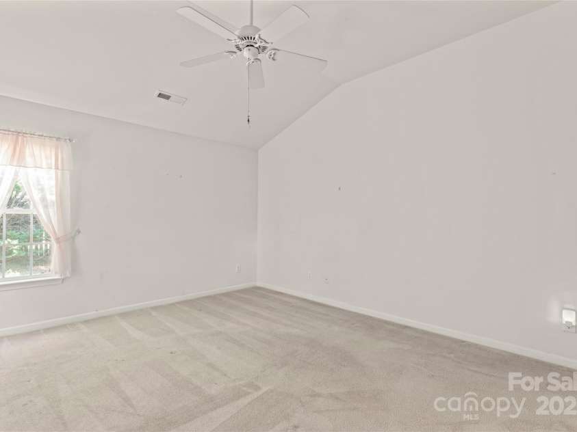 13306 Flowing Brook Court, Charlotte, NC 28273.  MLS# CAR4284045, YatesRealty ID 28249. 