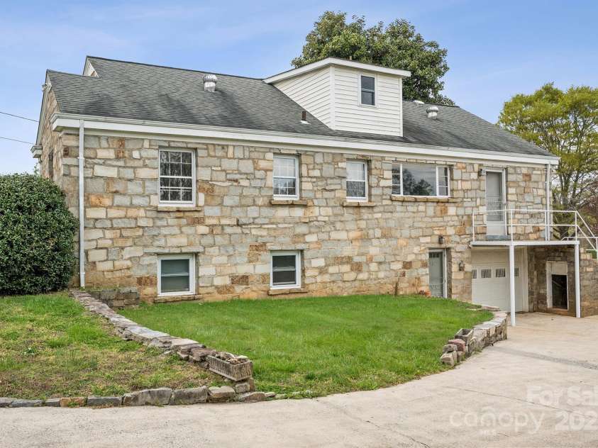 112 Bleynat Street, Valdese, NC 28690.  MLS# CAR4138577, YatesRealty ID 2825. 3 levels of heated living space. 112 Bleynat St.