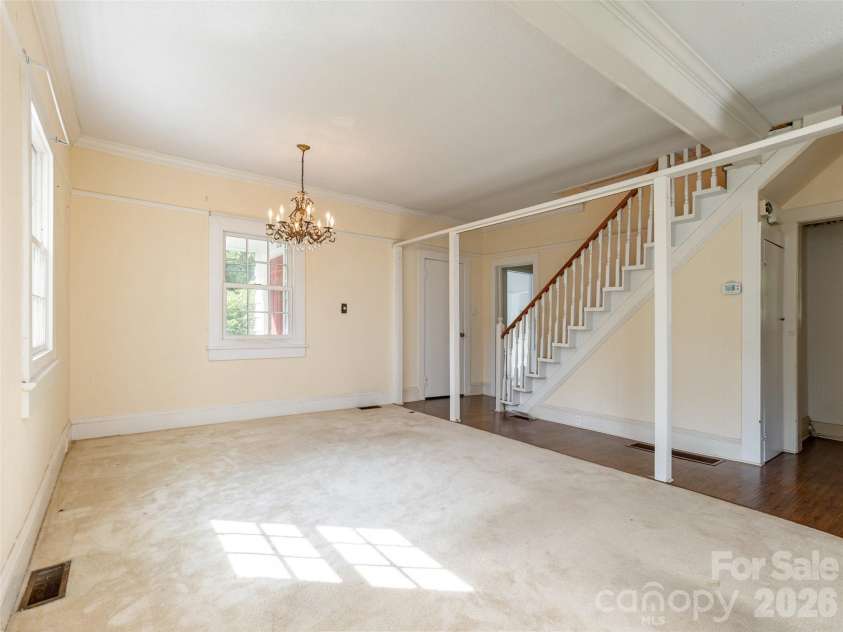 34 Lockhart Road, Tryon, NC 28782.  MLS# CAR4350844, YatesRealty ID 2825. 