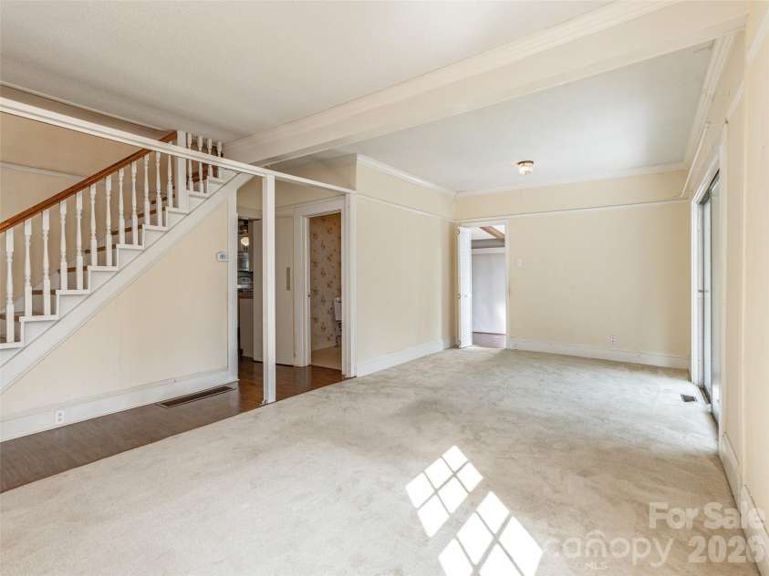 34 Lockhart Road, Tryon, NC 28782.  MLS# CAR4350844, YatesRealty ID 2825. 