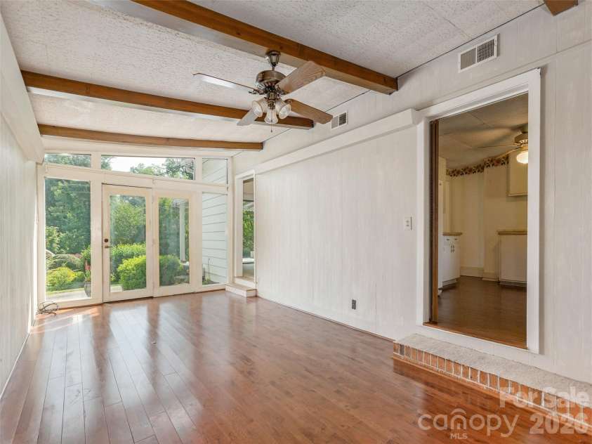 34 Lockhart Road, Tryon, NC 28782.  MLS# CAR4350844, YatesRealty ID 2825. 