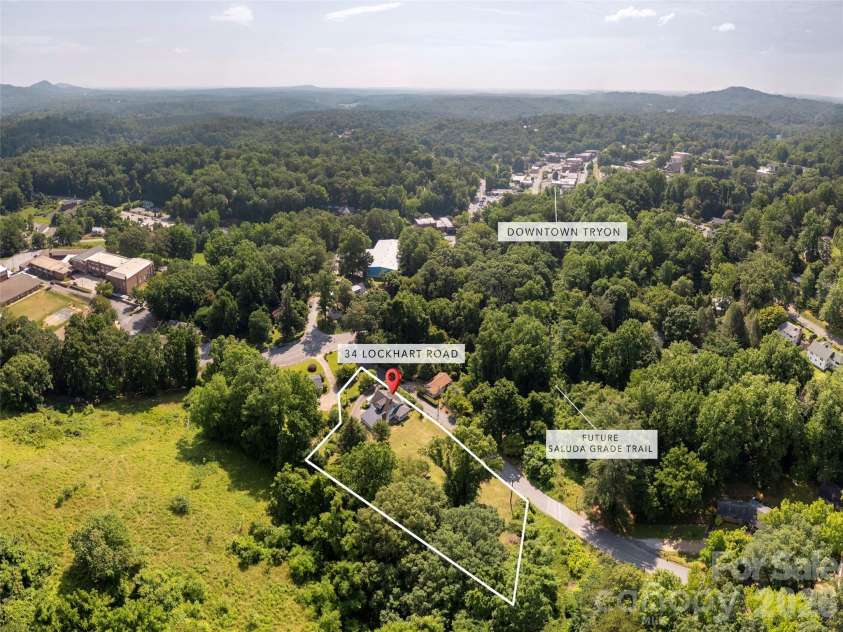 34 Lockhart Road, Tryon, NC 28782.  MLS# CAR4350844, YatesRealty ID 2825. 