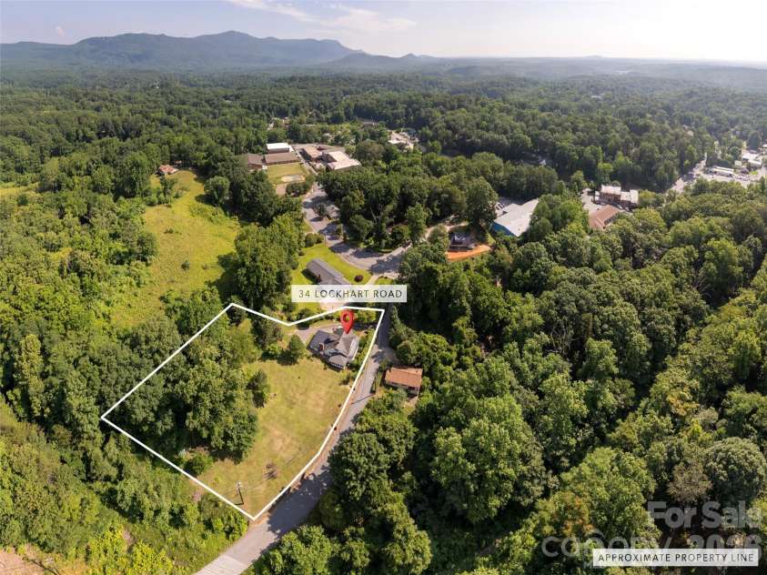34 Lockhart Road, Tryon, NC 28782.  MLS# CAR4350844, YatesRealty ID 2825. 