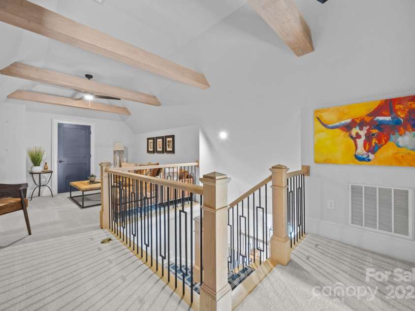 1215 Kings Drive, Charlotte, NC 28207.  MLS# CAR4284126, YatesRealty ID 28250. 